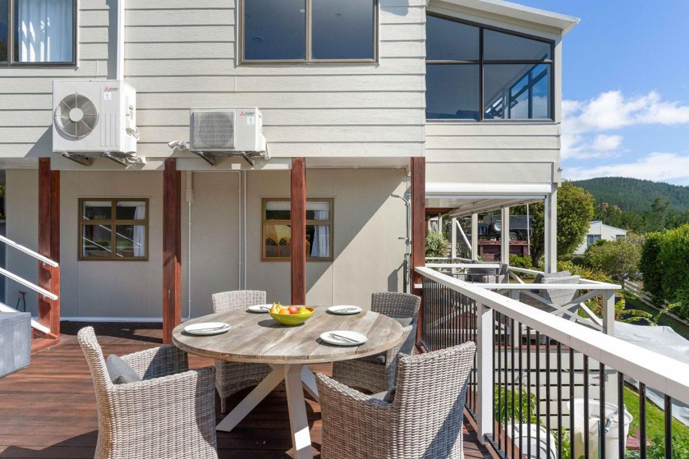 Апартаменты Onemana Retreat - Self-Contained Unit With Hot Tub Opoutere Экстерьер фото